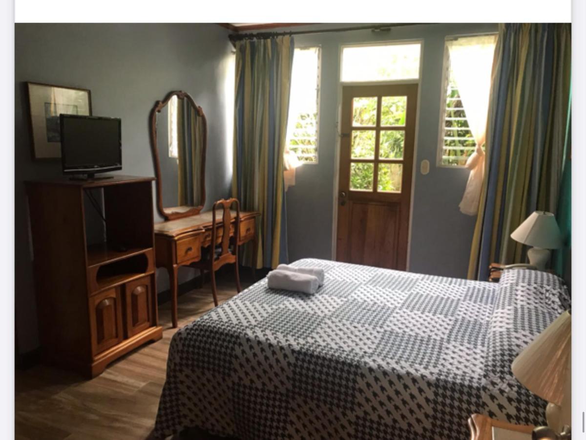 La Bergerac Boutique Hotel Сан Хосе Екстериор снимка